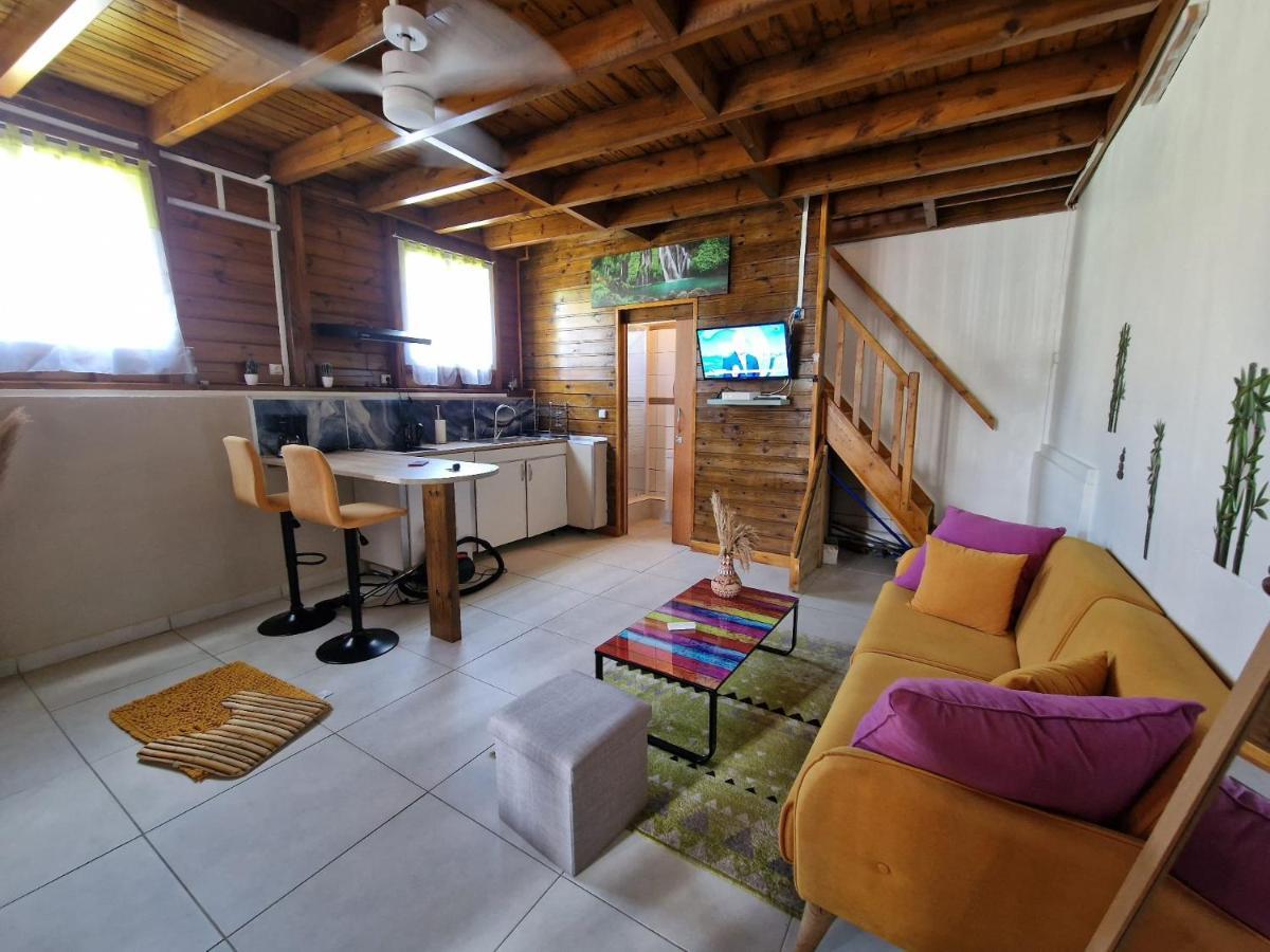 Le Cosy Bungalow De Lili / 5Min De L'Aeroport Les Abymes Exterior photo